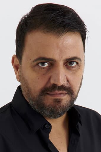 Şinasi Yurtsever fotoğrafı