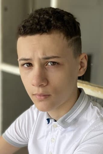 Elyes Aguis fotoğrafı