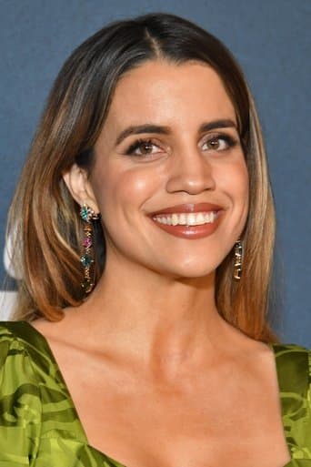 Natalie Morales fotoğrafı