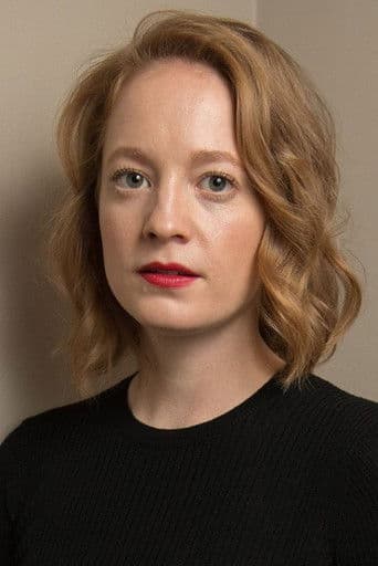Leonie Benesch fotoğrafı