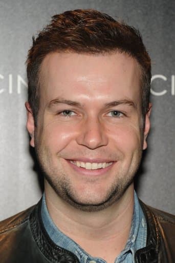 Taran Killam fotoğrafı