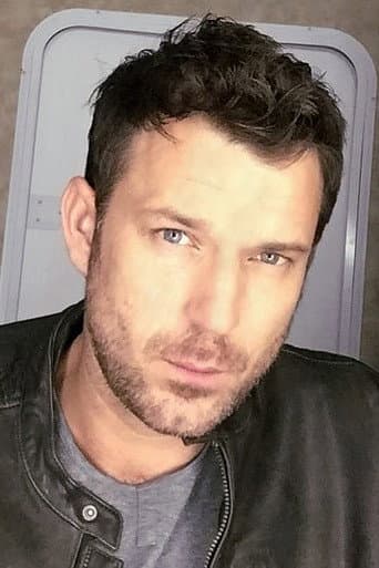Wil Traval fotoğrafı