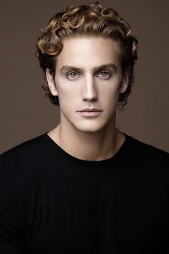 Eugenio Siller fotoğrafı
