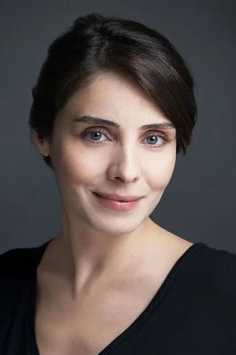 Nur Fettahoğlu fotoğrafı