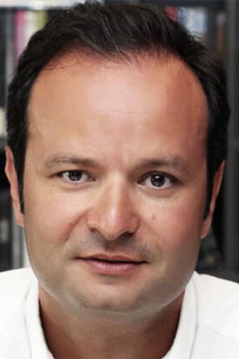 Timur Savcı fotoğrafı