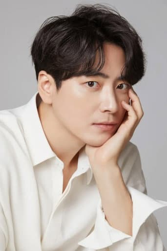 Lee Joon Hyuk fotoğrafı