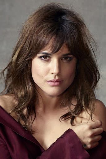 Adriana Ugarte fotoğrafı