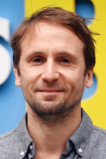 Tom Basden fotoğrafı