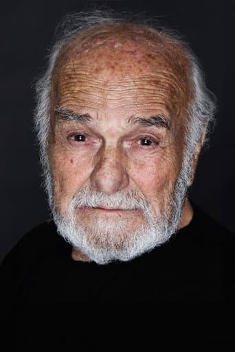 Erol Aksoy fotoğrafı