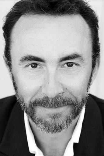 James Lugton fotoğrafı