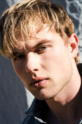 Garrett Wareing fotoğrafı