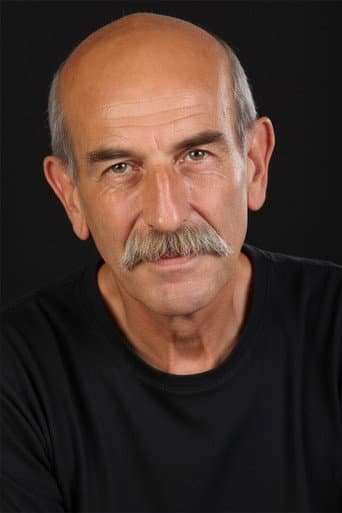 Sinan Bengier fotoğrafı