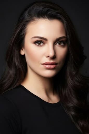 Tuvana Türkay fotoğrafı