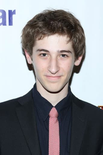 Noah Robbins fotoğrafı