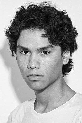 Forrest Goodluck fotoğrafı