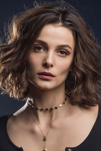 Büşra Develi fotoğrafı