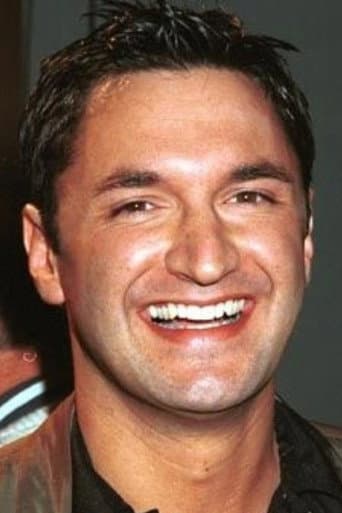 Andy Hallett fotoğrafı