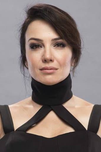 Deniz Uğur fotoğrafı