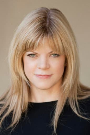 Stephanie Savage fotoğrafı