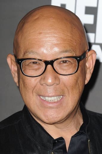 Michael Paul Chan fotoğrafı