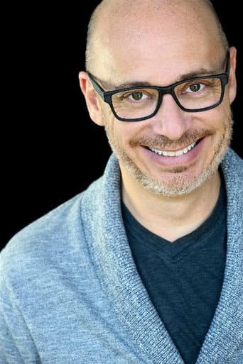 Paul Tigue fotoğrafı