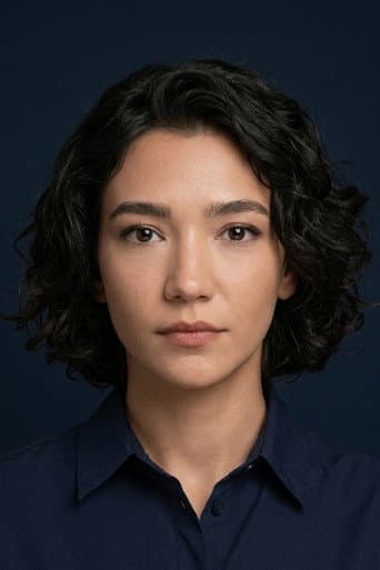 Aybüke Pusat fotoğrafı