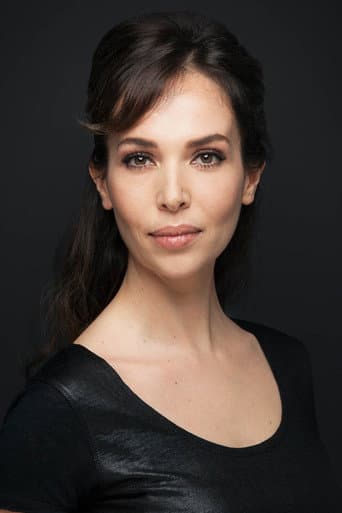 Esra Ronabar fotoğrafı