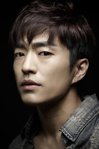 Jeong Moon-sung fotoğrafı