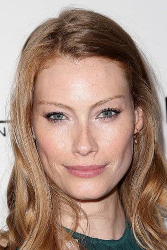 Alyssa Sutherland fotoğrafı