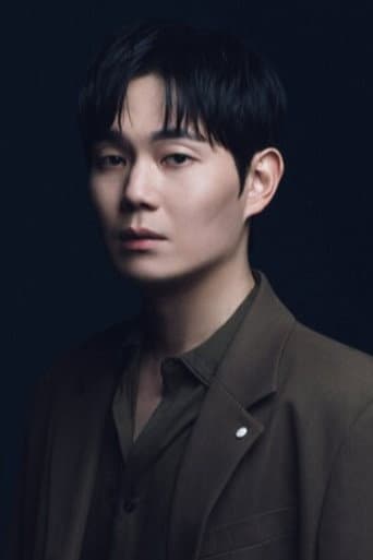 Ryoo Kyung-soo fotoğrafı