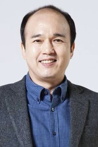 Kim Kwang-gyu fotoğrafı