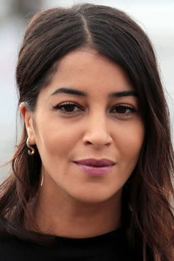 Leïla Bekhti fotoğrafı
