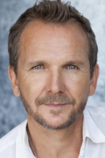 Sebastian Roché fotoğrafı