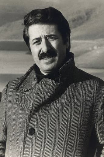 Suha Arın fotoğrafı