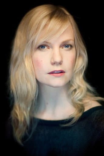 Laura Harris fotoğrafı