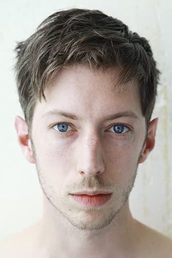 Max Mauff fotoğrafı