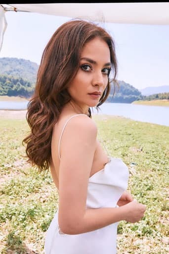 Özlem Maden fotoğrafı