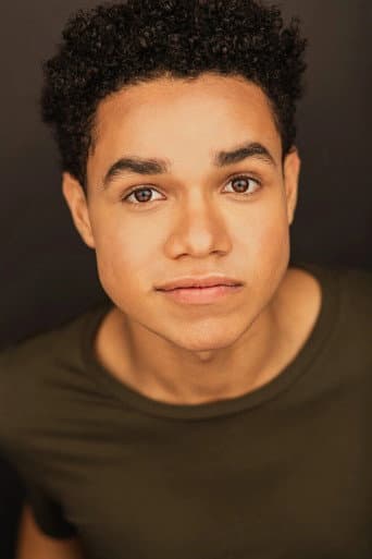 Miles Gutierrez-Riley fotoğrafı
