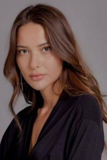 Elçin Zehra İrem fotoğrafı