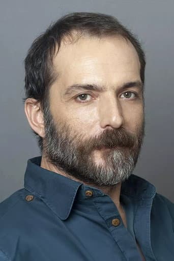 Muhammet Uzuner fotoğrafı