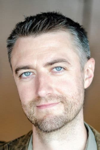 Sean Gunn fotoğrafı