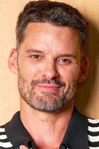 Austin Nichols fotoğrafı