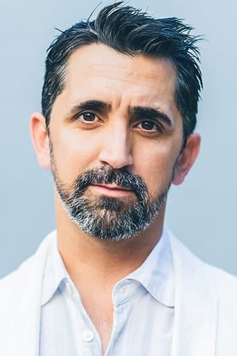 James Madio fotoğrafı