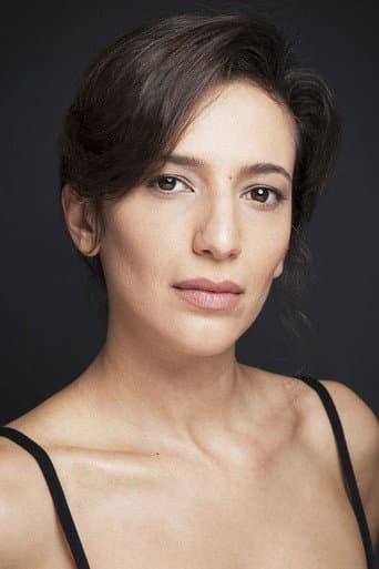 Nihal Yalçın fotoğrafı